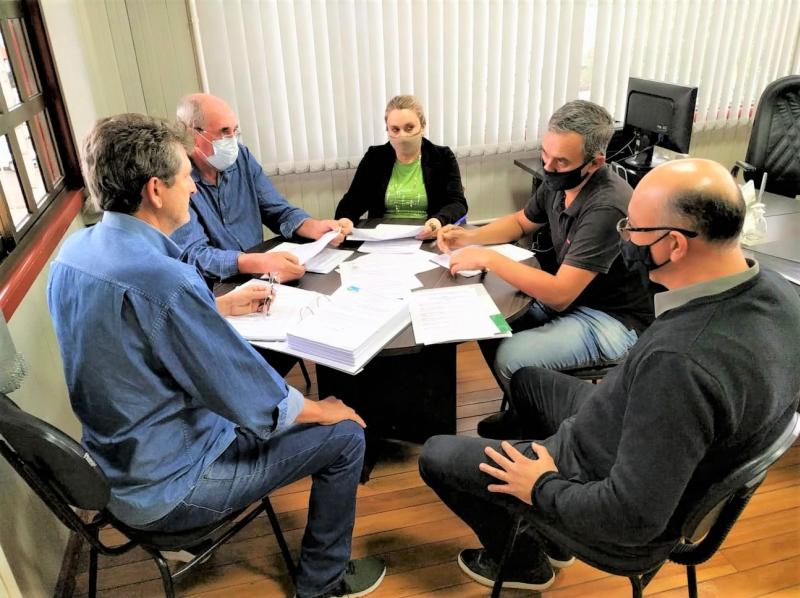 CFO debate projetos de ordem orçamentária, reajuste de perdas inflacionárias e subsídios